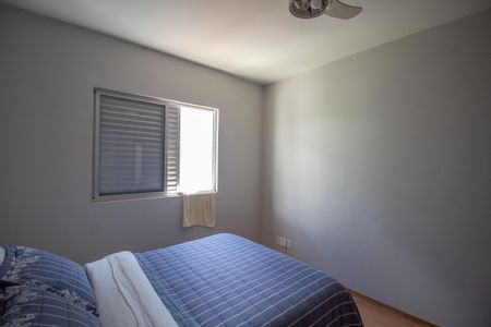 Casa à venda com 420m², 4 quartos e 6 vagasQuarto 2