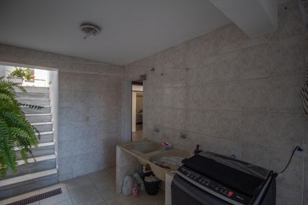 Casa à venda com 420m², 4 quartos e 6 vagasÁrea de Serviço