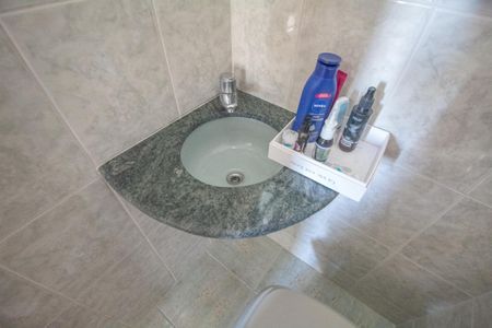 Casa à venda com 420m², 4 quartos e 6 vagasLavabo