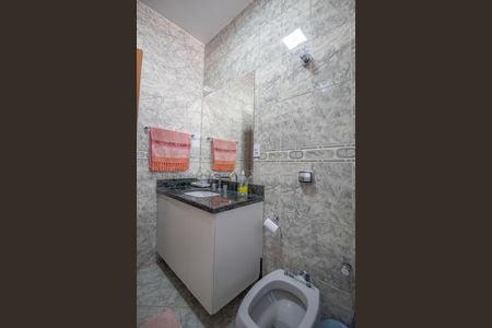 Casa à venda com 420m², 4 quartos e 6 vagasBanheiro Social