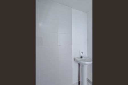 Apartamento para alugar com 34m², 2 quartos e sem vagaBanheiro