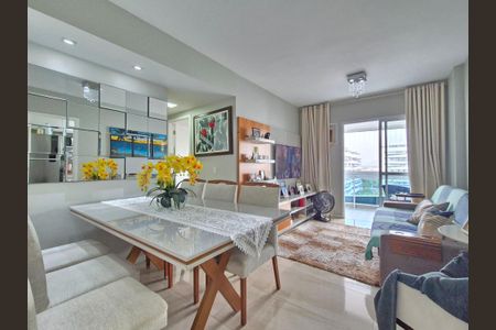 Apartamento à venda com 74m², 2 quartos e 1 vaga