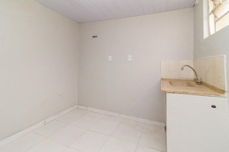 Casa para alugar com 30m², 1 quarto e sem vaga Casa para alugar com 30m², 1 quarto e sem vagaStudio/kitchenette