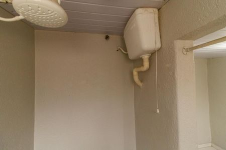 Banheiro de casa para alugar com 1 quarto, 30m² em Vila Paiva, São Paulo