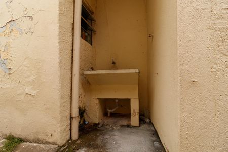 Área de Serviço de casa para alugar com 1 quarto, 30m² em Vila Paiva, São Paulo