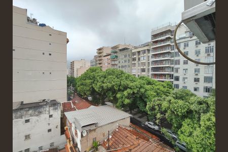 Apartamento à venda com 67m², 2 quartos e 1 vaga Apartamento à venda com 67m², 2 quartos e 1 vagaVista do Quarto