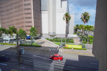 Quarto 1 - Vista de apartamento à venda com 3 quartos, 108m² em Cristo Redentor, Porto Alegre