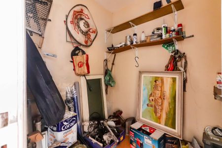 Casa à venda com 180m², 4 quartos e 4 vagas Casa à venda com 180m², 4 quartos e 4 vagasQuarto de Serviço