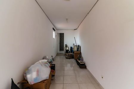 Casa à venda com 180m², 4 quartos e 4 vagas Casa à venda com 180m², 4 quartos e 4 vagasEdícula
