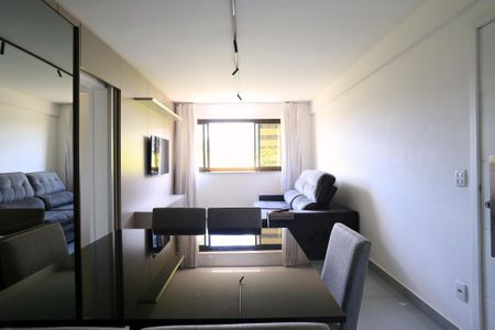 Apartamento para alugar com 69m², 2 quartos e 2 vagasSala