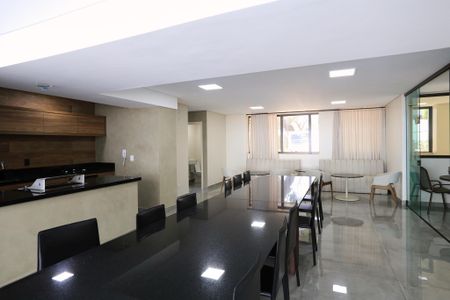 Apartamento para alugar com 69m², 2 quartos e 2 vagasÁrea comum - Salão de festas