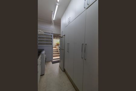 Casa de condomínio à venda com 421m², 4 quartos e 4 vagasÁREA DE SERVIÇO