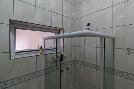 Casa de condomínio à venda com 421m², 4 quartos e 4 vagasBANHEIRO DA SUITE 2