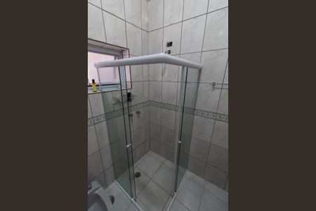 Casa de condomínio à venda com 421m², 4 quartos e 4 vagasBANHEIRO DA SUITE 2