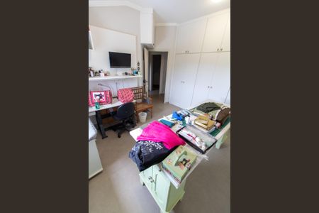 Casa de condomínio à venda com 421m², 4 quartos e 4 vagasQUARTO 1