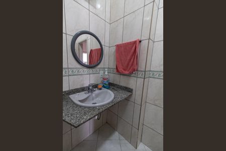 Casa de condomínio à venda com 421m², 4 quartos e 4 vagasBANHEIRO DA SUITE 2