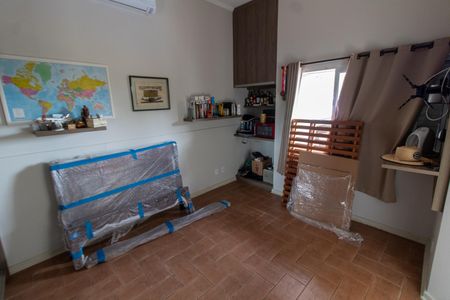 Casa de condomínio à venda com 421m², 4 quartos e 4 vagasSUITE 2