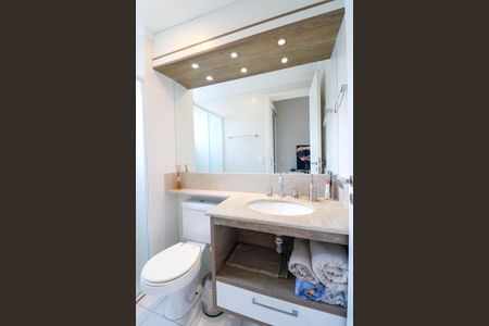 Apartamento para alugar com 70m², 2 quartos e 2 vagasBanheiro da Suíte