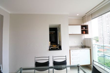 Apartamento para alugar com 70m², 2 quartos e 2 vagasVaranda