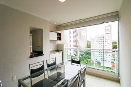 Varanda de apartamento para alugar com 2 quartos, 70m² em Santo Amaro, São Paulo