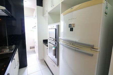 Apartamento para alugar com 70m², 2 quartos e 2 vagasCozinha