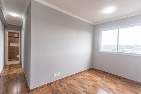 Sala  de apartamento para alugar com 2 quartos, 43m² em Campanário, Diadema