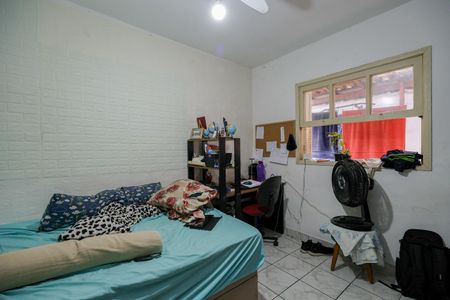 Quarto 1 de casa à venda com 2 quartos, 125m² em Chácara Agrindus, Taboão da Serra