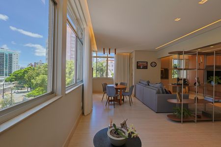 Sala de apartamento à venda com 3 quartos, 170m² em Serra, Belo Horizonte