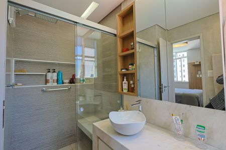 Apartamento à venda com 170m², 3 quartos e 2 vagasBanheiro da Suíte