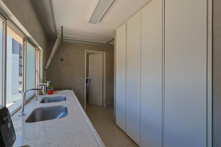 Apartamento à venda com 170m², 3 quartos e 2 vagasÁrea de Serviço