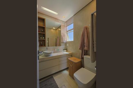 Apartamento à venda com 170m², 3 quartos e 2 vagasBanheiro da Suíte