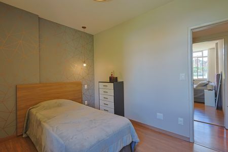 Apartamento à venda com 170m², 3 quartos e 2 vagasQuarto 2