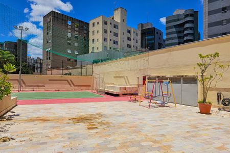 Apartamento à venda com 170m², 3 quartos e 2 vagasÁrea comum - Playground