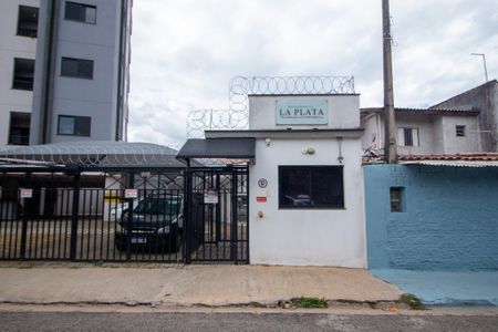 Apartamento para alugar com 67m², 2 quartos e 1 vagaFachada