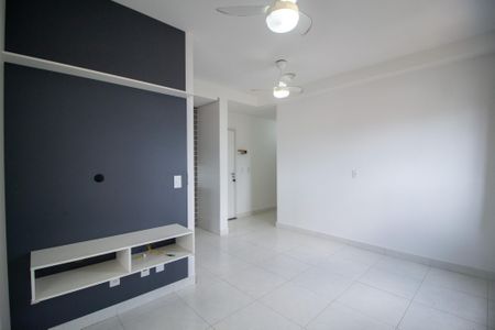 Apartamento para alugar com 67m², 2 quartos e 1 vagaSala 