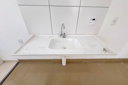 Apartamento para alugar com 48m², 2 quartos e sem vaga Apartamento para alugar com 48m², 2 quartos e sem vagaCozinha e Área de Serviço