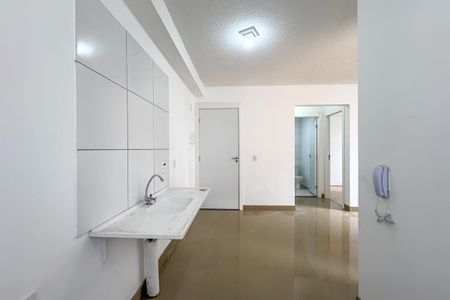 Apartamento para alugar com 48m², 2 quartos e sem vaga Apartamento para alugar com 48m², 2 quartos e sem vagaCozinha e Área de Serviço