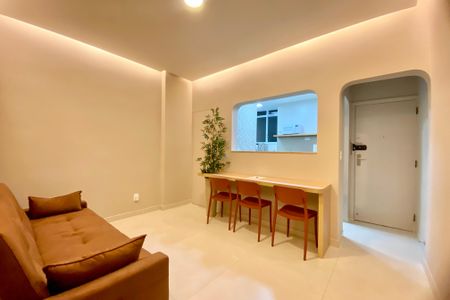 Sala  de apartamento à venda com 1 quarto, 42m² em Copacabana, Rio de Janeiro