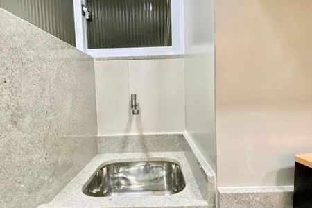 Apartamento à venda com 42m², 1 quarto e sem vaga Apartamento à venda com 42m², 1 quarto e sem vagaÁrea de Serviço