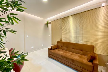 Sala  de apartamento à venda com 1 quarto, 42m² em Copacabana, Rio de Janeiro