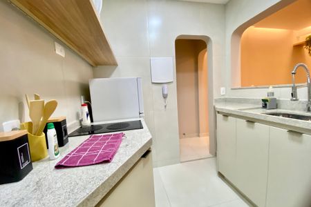 Apartamento à venda com 42m², 1 quarto e sem vaga Apartamento à venda com 42m², 1 quarto e sem vagaCozinha