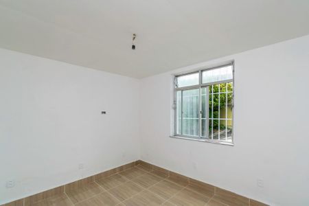 Quarto  de casa para alugar com 1 quarto, 60m² em Vicente de Carvalho, Rio de Janeiro