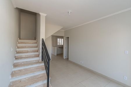 Sala de Estar de casa de condomínio para alugar com 3 quartos, 137m² em Jardim Sumarezinho, Hortolândia