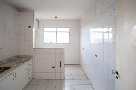 Apartamento à venda com 68m², 2 quartos e 1 vagaCozinha