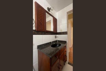 Apartamento para alugar com 60m², 3 quartos e 1 vaga Apartamento para alugar com 60m², 3 quartos e 1 vagaBanheiro