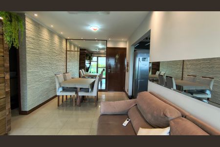 Sala de apartamento para alugar com 2 quartos, 120m² em Recreio dos Bandeirantes, Rio de Janeiro