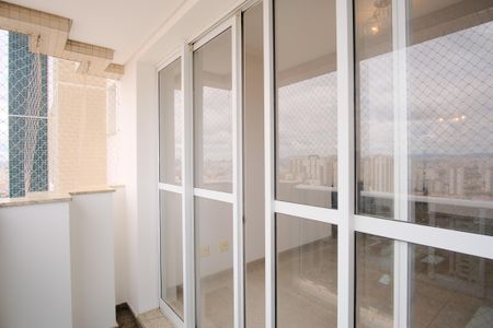 Varanda de apartamento à venda com 4 quartos, 110m² em Tatuapé, São Paulo