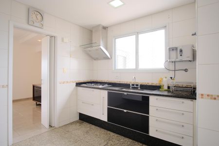 Apartamento à venda com 110m², 4 quartos e 3 vagasCozinha