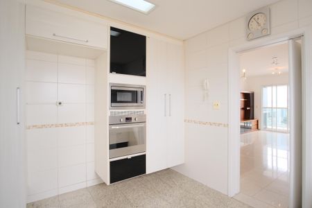 Apartamento à venda com 110m², 4 quartos e 3 vagasCozinha