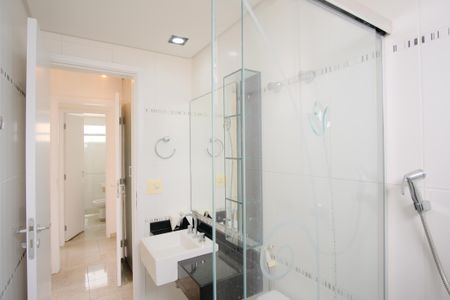 Apartamento à venda com 110m², 4 quartos e 3 vagasBanheiro da Suíte 2